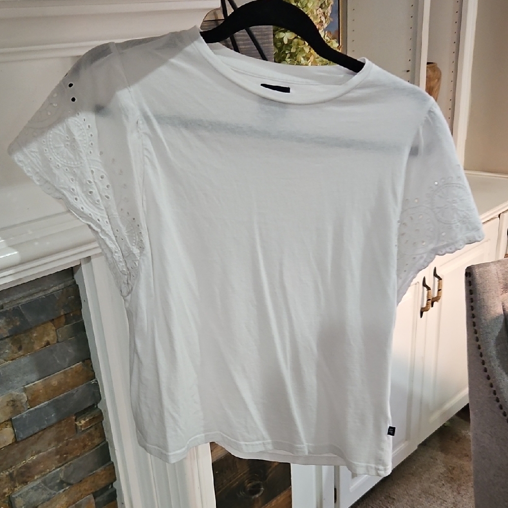 GAP White Short Sleeve Eyelet Top